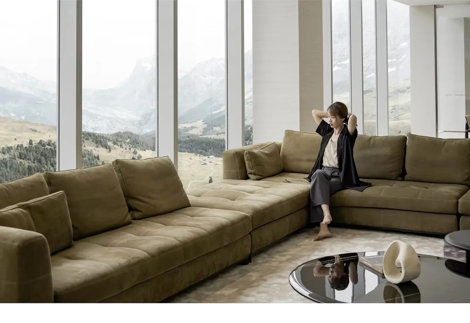 Plain Homeland Slider Three Item 4