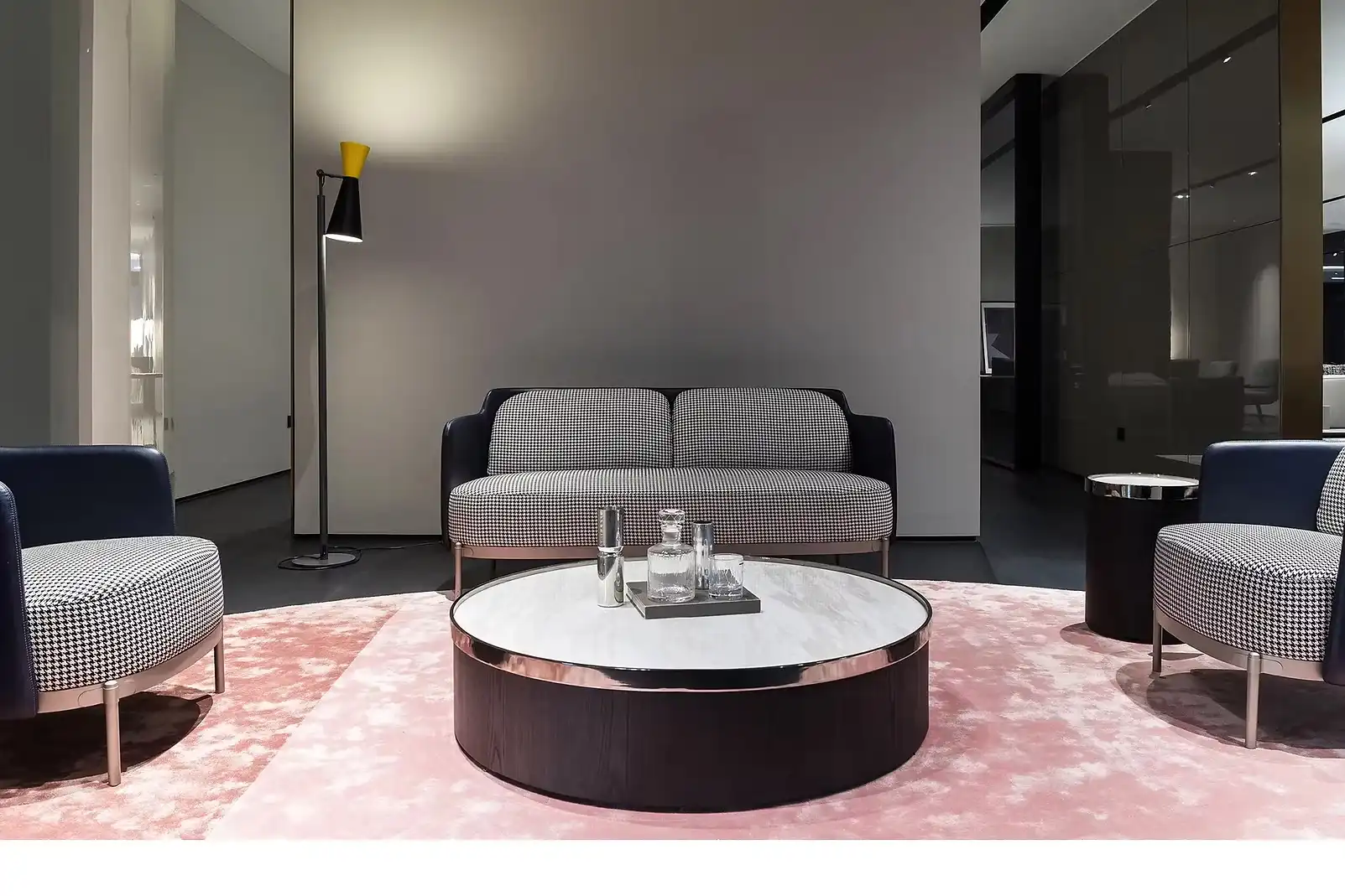 Sofa  băng bọc vải hiện đại – TAPE